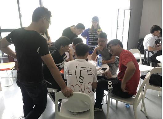 太倉王者榮耀挑戰(zhàn)賽次周順利結(jié)束 MMP穩(wěn)住我們能贏 戰(zhàn)隊(duì)雙雙奪魁